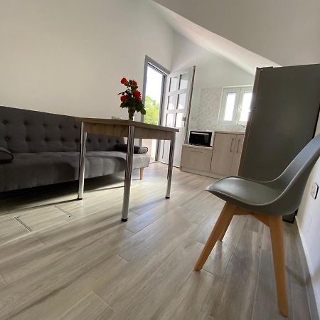 Ninemia Apartment Artemonas Екстер'єр фото
